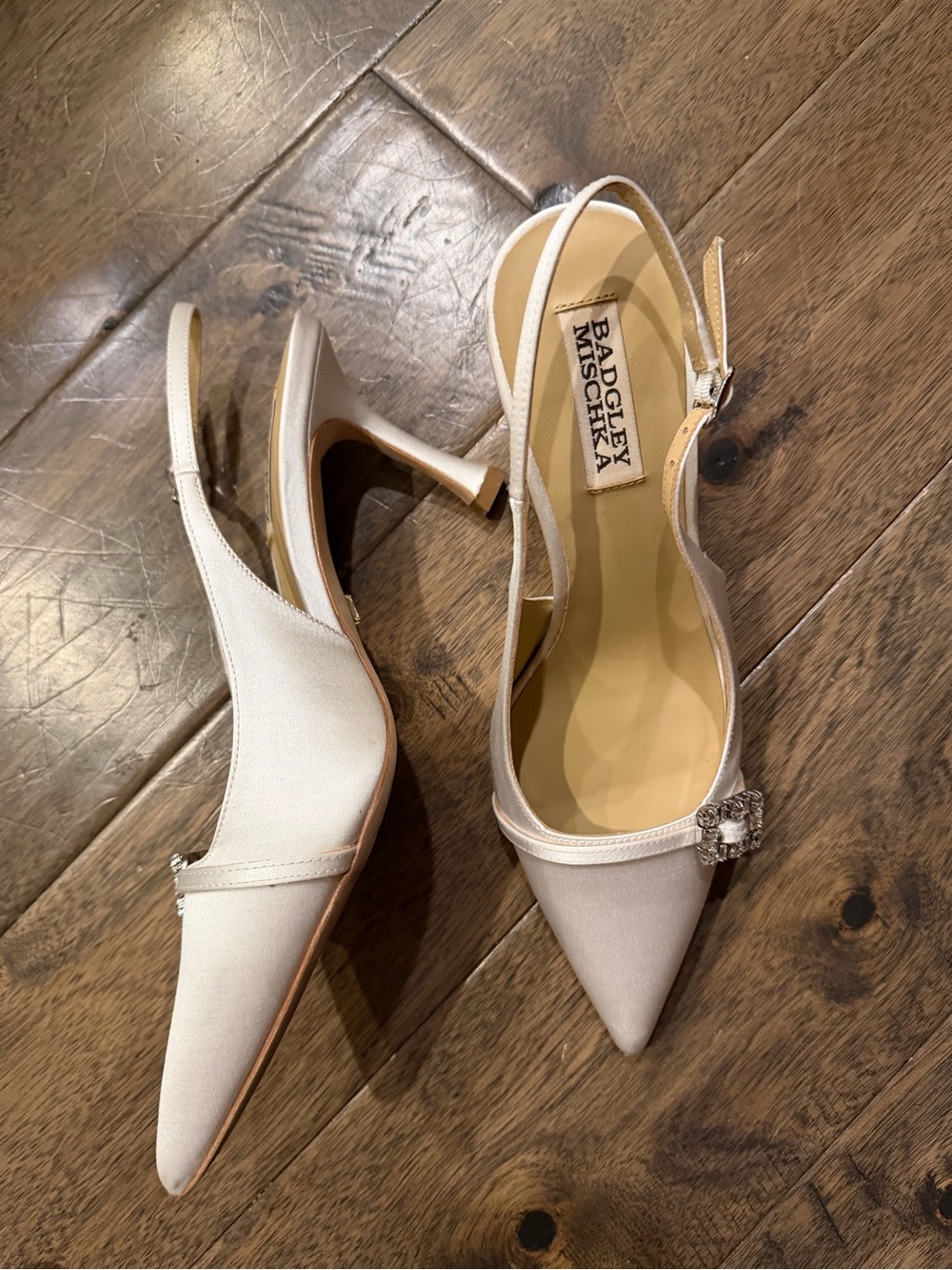 Badgley Mischka ANNMARIE - JEWELLED SLINGBACK POINTED TOE STILETTO PUMPS - WHITE